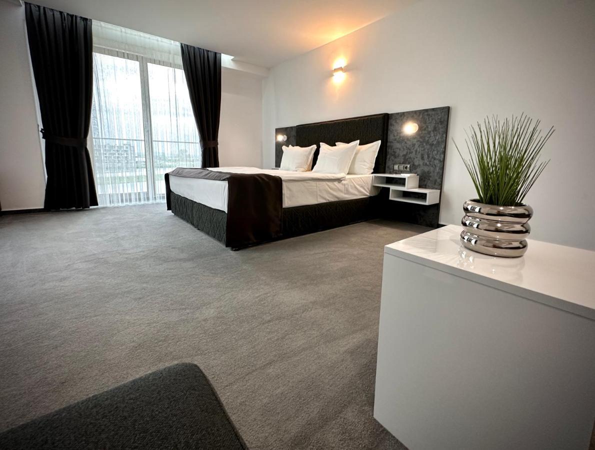Del Ponte Otel Svilengrad Dış mekan fotoğraf