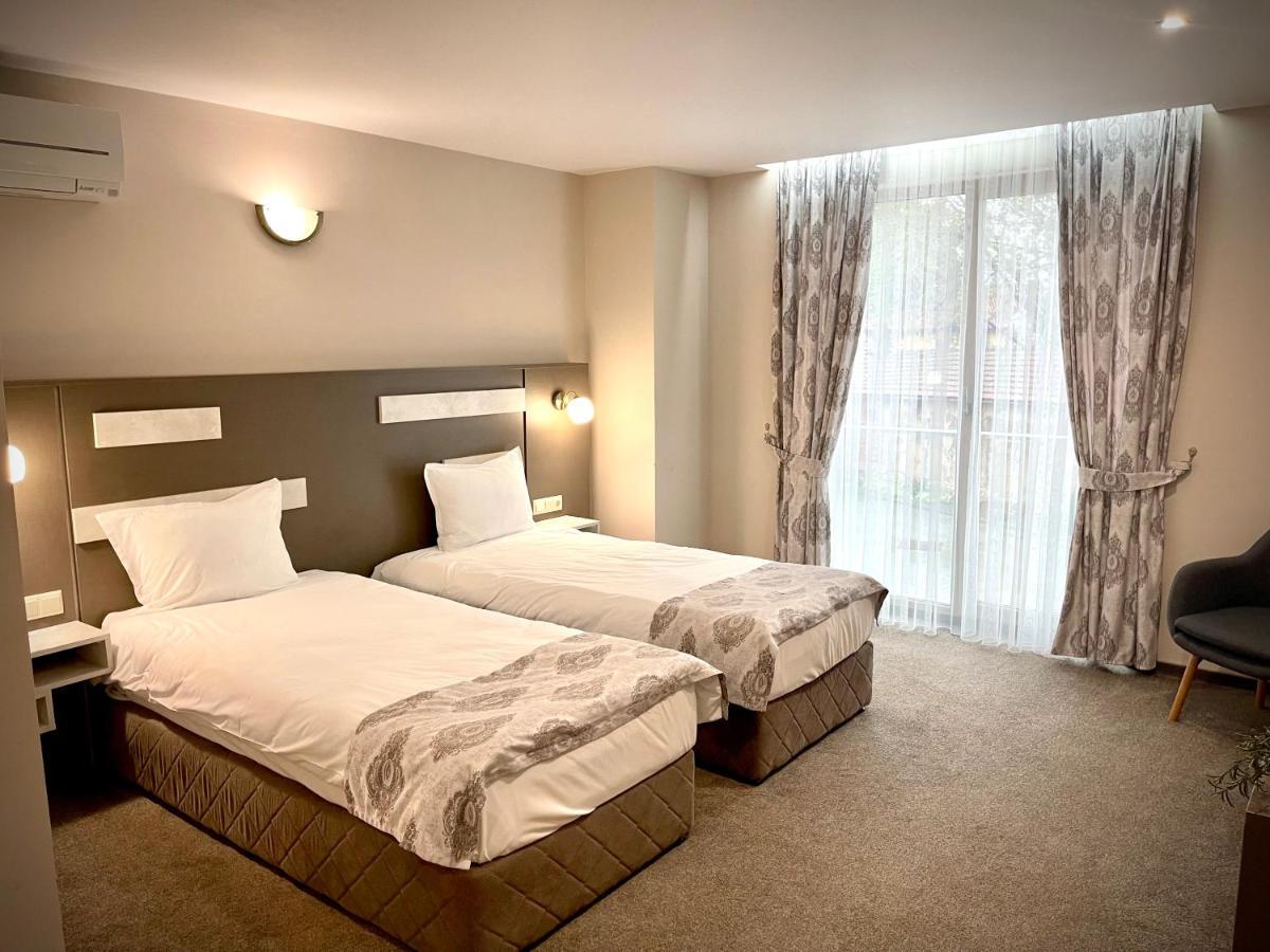 Del Ponte Otel Svilengrad Dış mekan fotoğraf