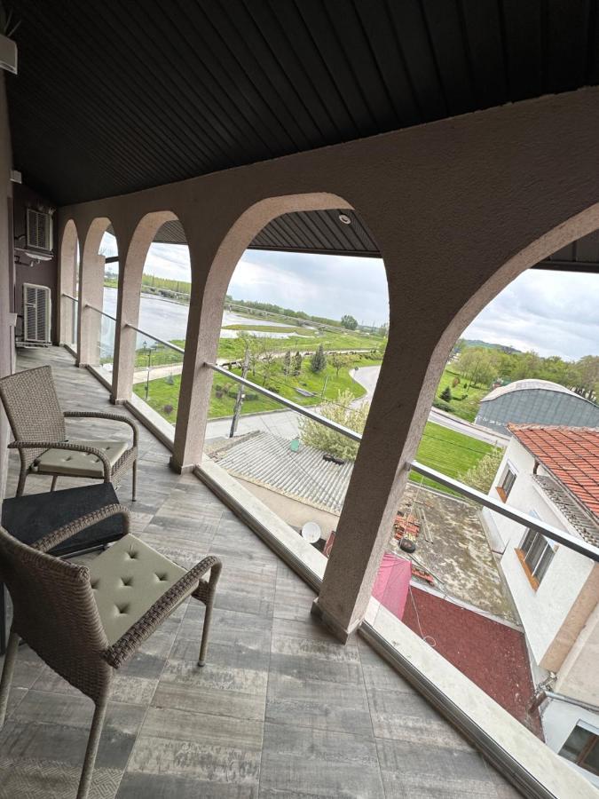 Del Ponte Otel Svilengrad Dış mekan fotoğraf